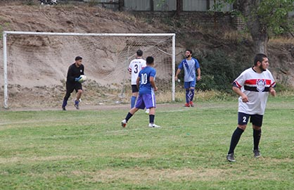 CAMPEONATO SE TIÑE DE AMARILLO, PERO LA RAMA PRIMERA ADULTA ES BLANCA