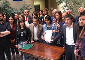 Ingresan acusación constitucional en contra de ex ministro del Interior Andrés Chadwick
