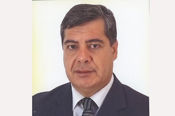 CARLOS CERON: TODO UN PERSONAJE , BUSCA UN CUPO EN EL CONCEJO MUNICIPAL