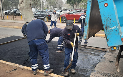 MAS VALE TARDE: RECARPETEO DE BACHES