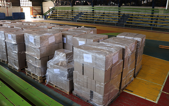              STH ENTREGA CAJAS DIECIOCHERAS A SUS SOCIOS