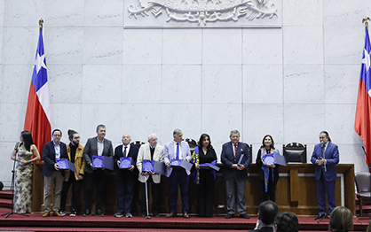 Congreso alberga premiación por 100 años de la radiodifusión en Chile