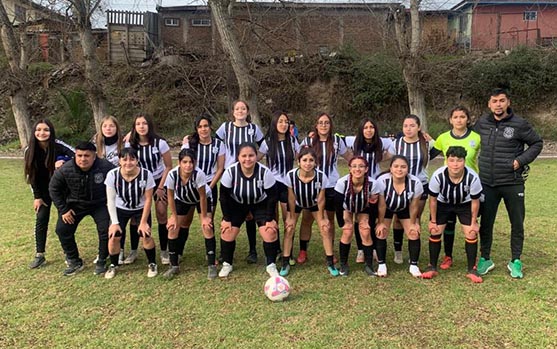 HEXAGONAL FEMENINO CON NOCHE DE PREMIACION