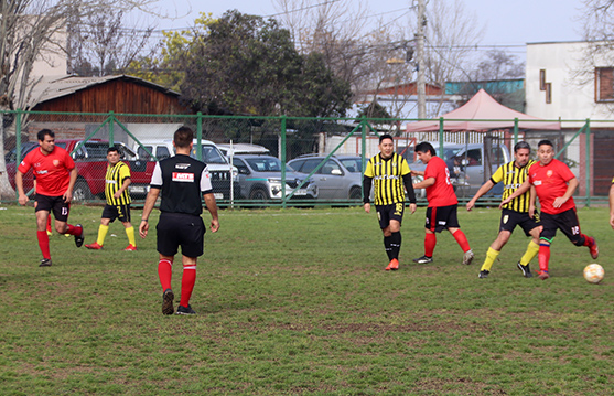 ASHIMA:TRES CLUBES DISPUTAN EL LIDERAZGO EN PRIMERA RUEDA