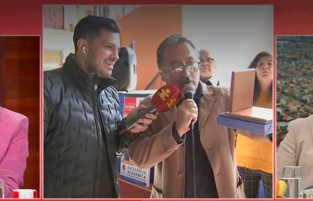 LICEO NACIONAL DE MAIPU DISTINGUE A TV