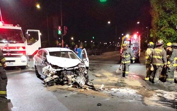 COLISION DE DOS VEHICULOS EN CALETERA VESPUCIO