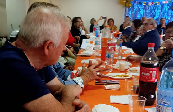 DIRIGENTES Y SOCIOS DE TERCERA EDAD CON VITTORI