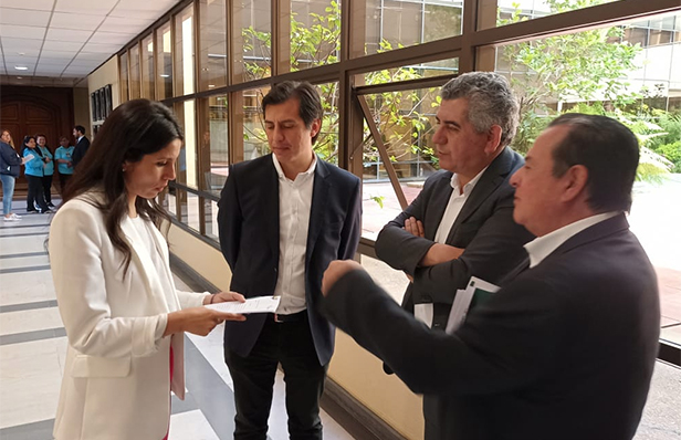 Municipios piden al gobierno subir el per cápita de salud