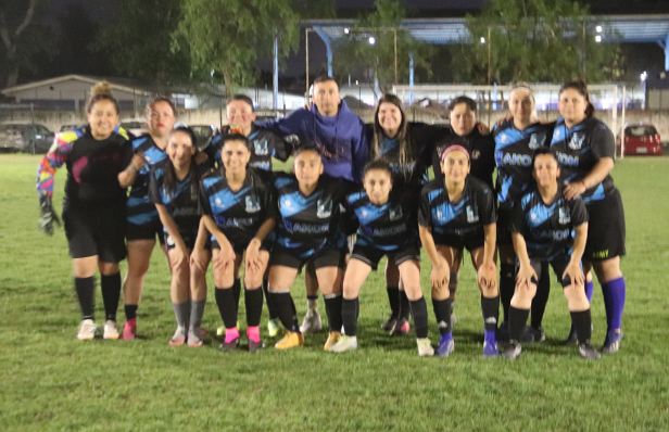 PAJARITOS CAMPEON DE LA LIGA FEMENINA DE FUTBOL DE MAIPU