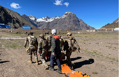 Enfermeros Militares de Combate realizan curso de Medicina de Montaña