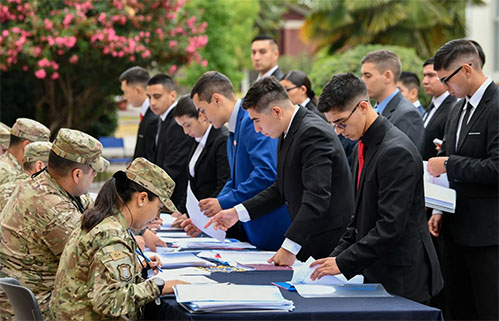Escuela de Suboficiales de Rinconada recibe a su nueva generación de alumnos