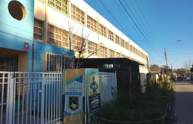 MILLONARIO ROBO EN COLEGIO EL LLANO